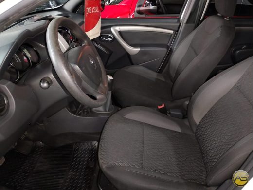 RENAULT Duster - foto 6