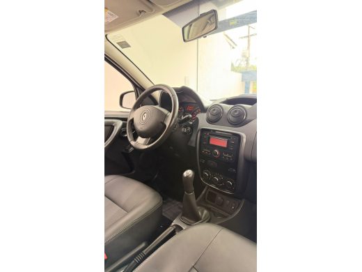 RENAULT Duster - foto 5