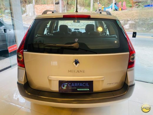 RENAULT Mégane - foto 5