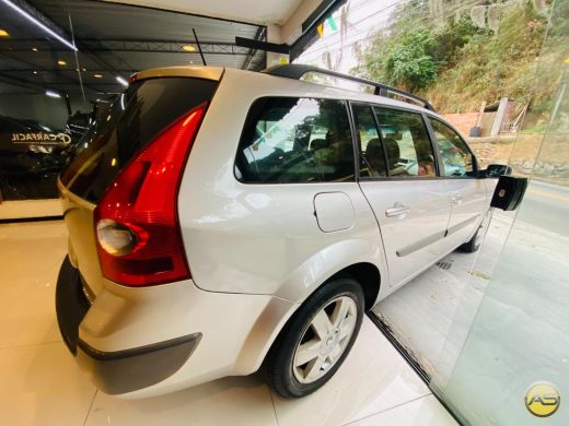 RENAULT Mégane - foto 6