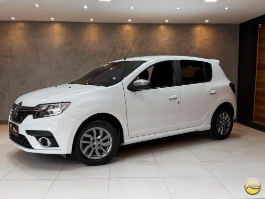 RENAULT Sandero - foto 2