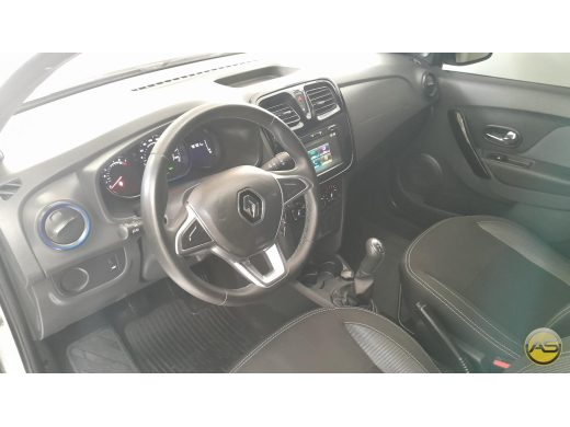 RENAULT Sandero - foto 4