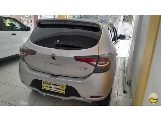 RENAULT Sandero - foto 6