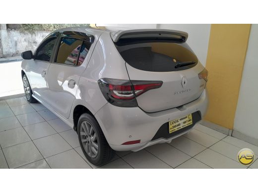 RENAULT Sandero - foto 8