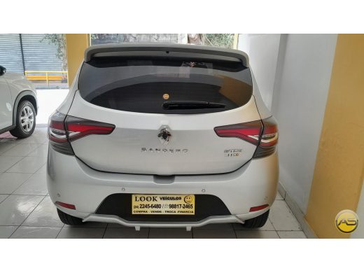 RENAULT Sandero - foto 2
