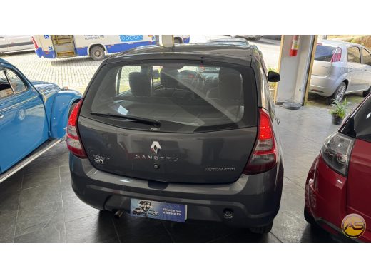 RENAULT Sandero - foto 7