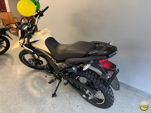 SHINERAY SHI 175 EFI - foto 6