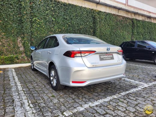 TOYOTA Corolla - foto 6