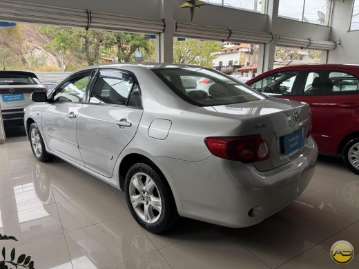 TOYOTA Corolla - foto 3