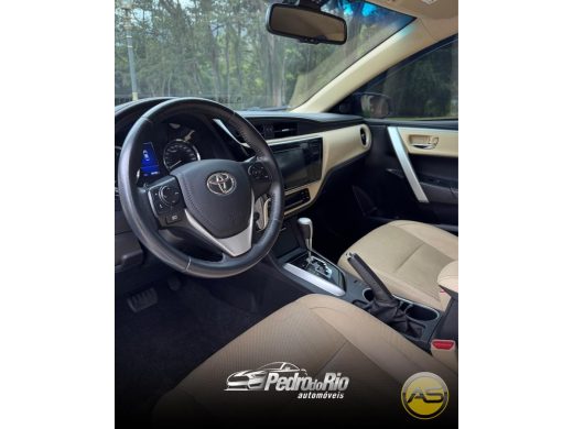 TOYOTA Corolla - foto 4