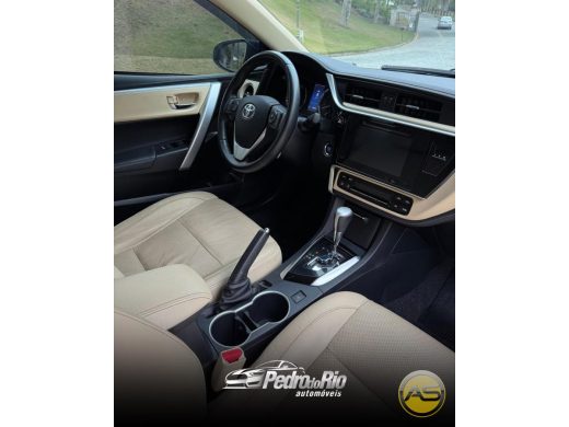 TOYOTA Corolla - foto 5