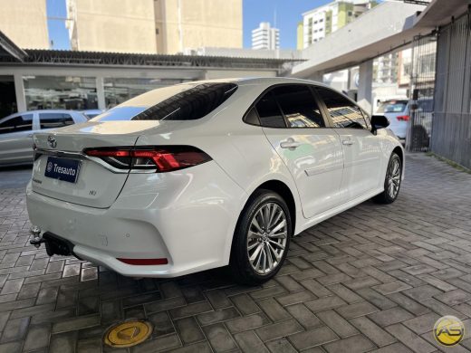 TOYOTA Corolla - foto 2