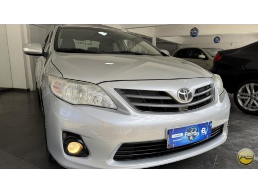 TOYOTA Corolla - foto 2