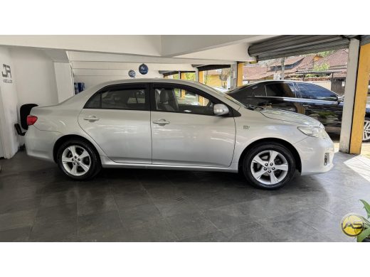 TOYOTA Corolla - foto 3