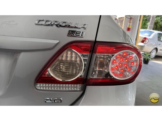 TOYOTA Corolla - foto 5