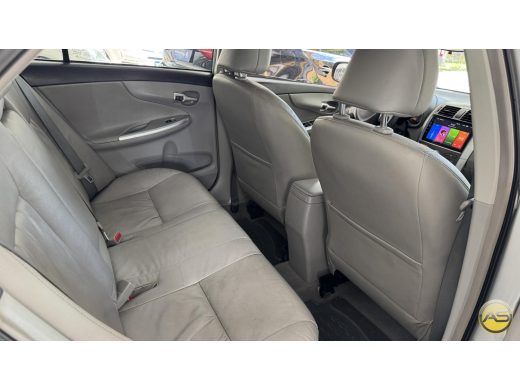 TOYOTA Corolla - foto 8