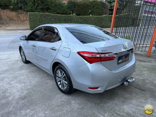 TOYOTA Corolla - foto 5