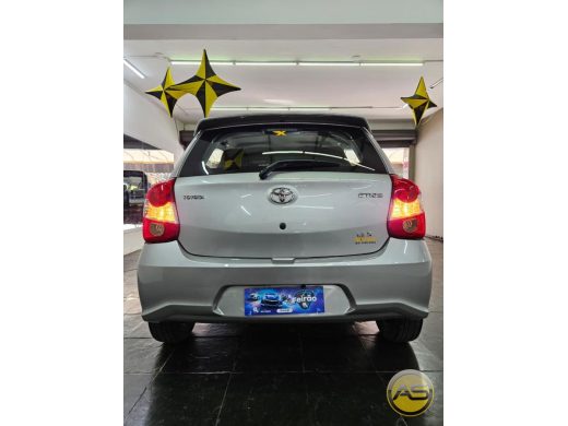 TOYOTA Etios - foto 6
