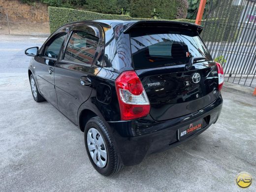 TOYOTA Etios - foto 5