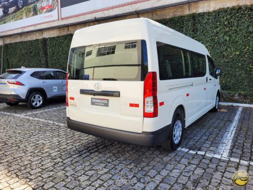 TOYOTA HIACE - foto 5