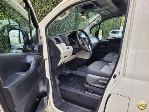 TOYOTA HIACE - foto 8