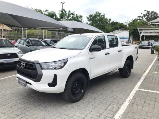 TOYOTA Hilux - foto 3