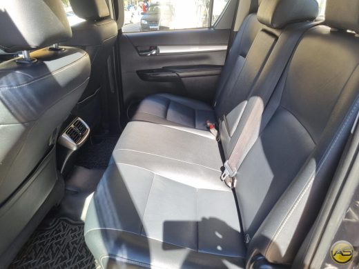 TOYOTA Hilux - foto 3