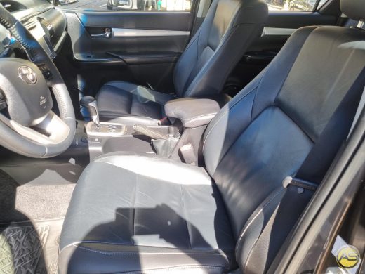TOYOTA Hilux - foto 4