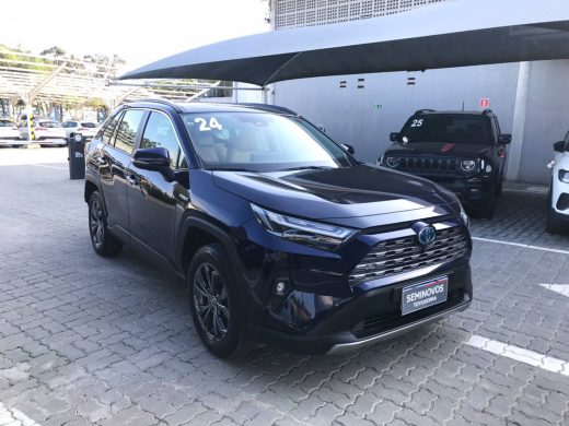 TOYOTA RAV4 - foto 4