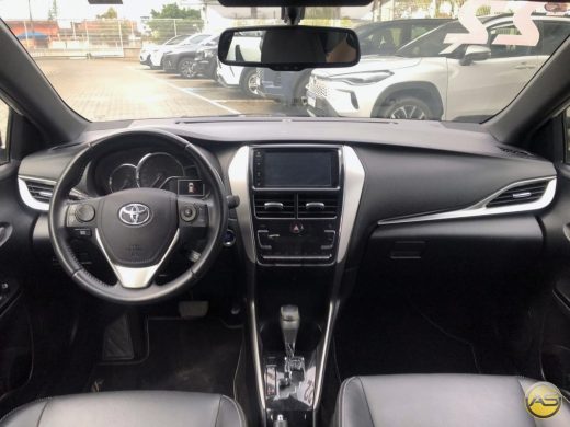 TOYOTA YARIS - foto 7