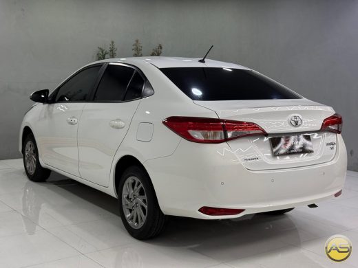 TOYOTA YARIS - foto 5
