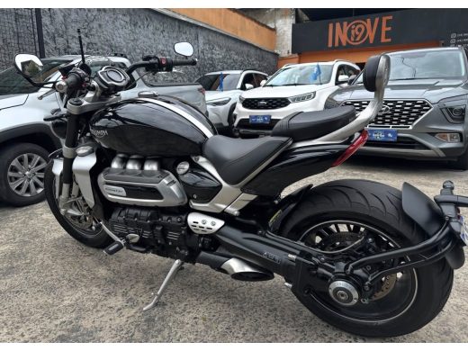 TRIUMPH ROCKET III - foto 4
