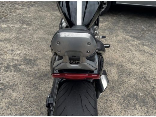 TRIUMPH ROCKET III - foto 7