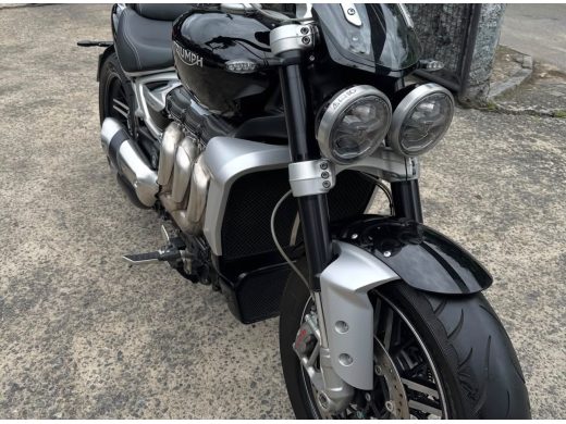TRIUMPH ROCKET III - foto 3
