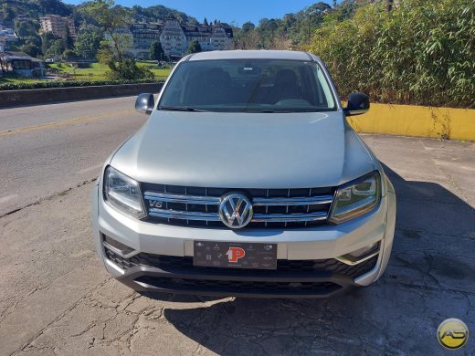 VOLKSWAGEN Amarok - foto 2