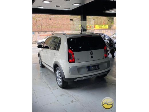 VOLKSWAGEN Cross Up - foto 4
