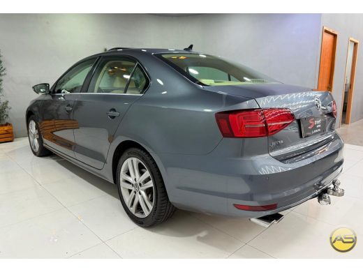 VOLKSWAGEN Jetta - foto 6