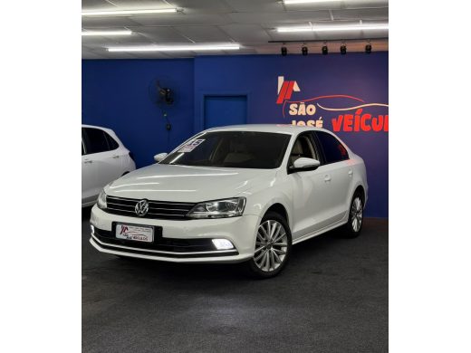 VOLKSWAGEN Jetta - foto 4