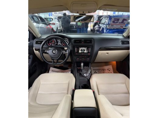 VOLKSWAGEN Jetta - foto 8