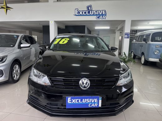 VOLKSWAGEN Jetta - foto 2
