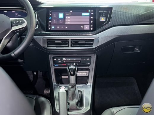 VOLKSWAGEN Polo - foto 8