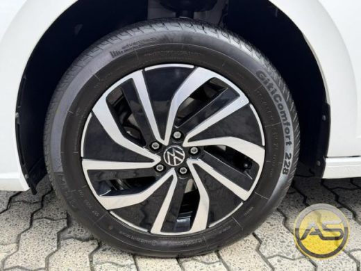 VOLKSWAGEN Polo - foto 7