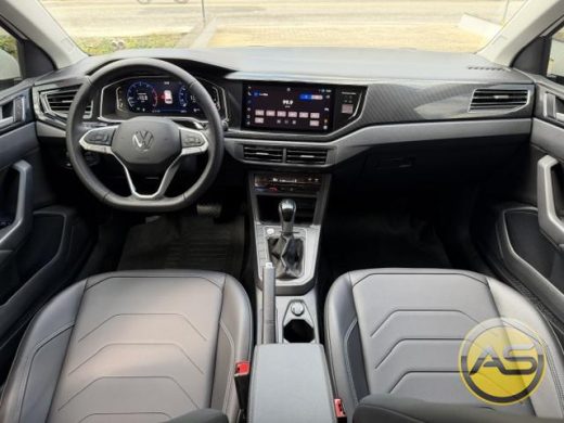 VOLKSWAGEN Polo - foto 8