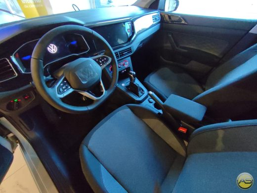VOLKSWAGEN Polo - foto 4