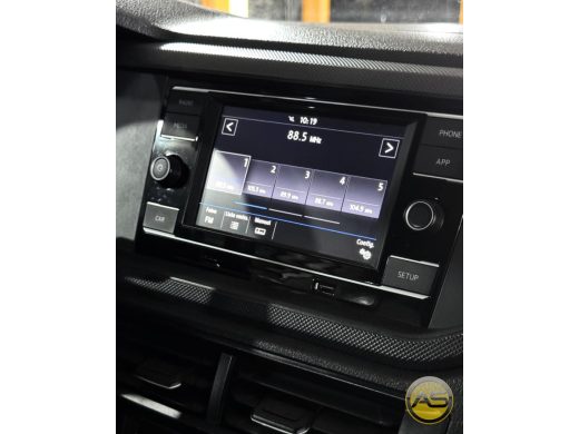 VOLKSWAGEN Polo - foto 7
