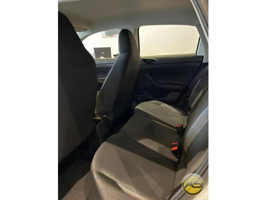 VOLKSWAGEN Polo - foto 5