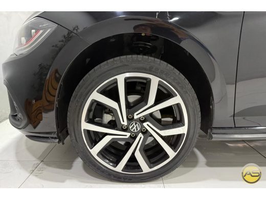 VOLKSWAGEN Polo - foto 5