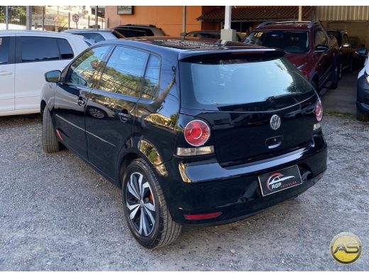 VOLKSWAGEN Polo - foto 2