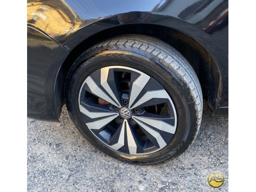 VOLKSWAGEN Polo - foto 3