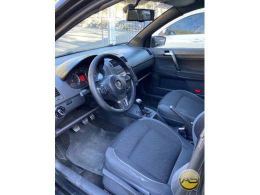 VOLKSWAGEN Polo - foto 4